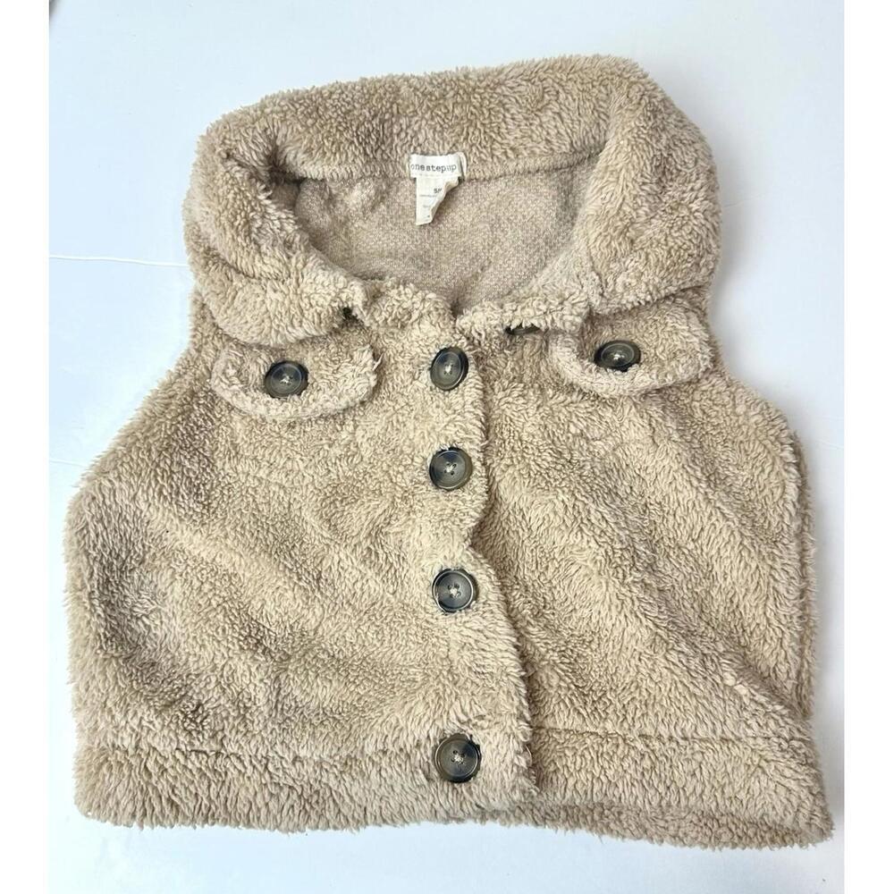 Girls Tan Beige Fuzzy Vest With Buttons - Size 5/6